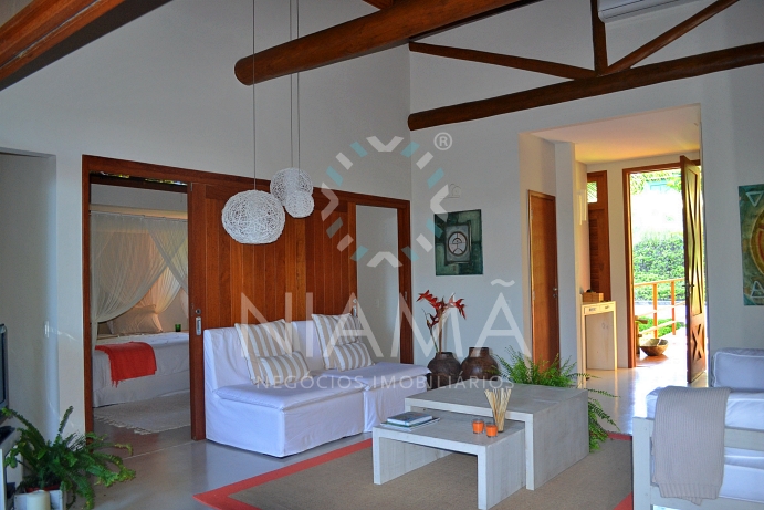 casa no quadrado a venda em trancoso