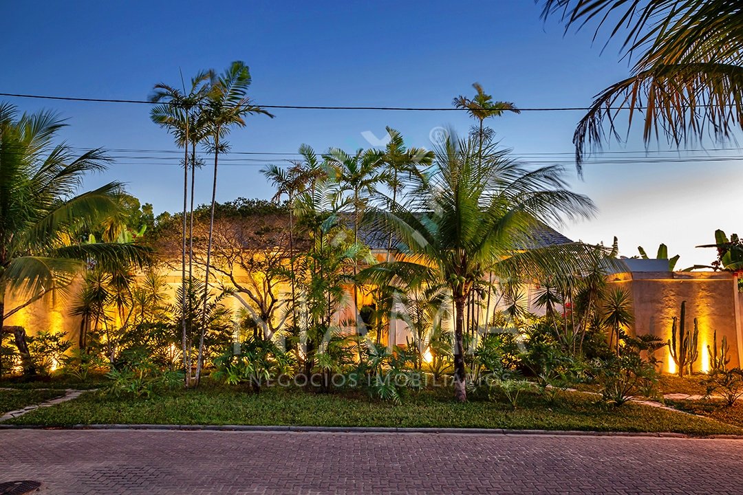 villa for sale in the altos de trancoso condo